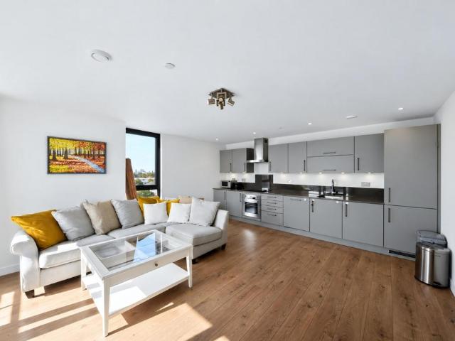 Apartment for rent in South Bermondsey, Greater London