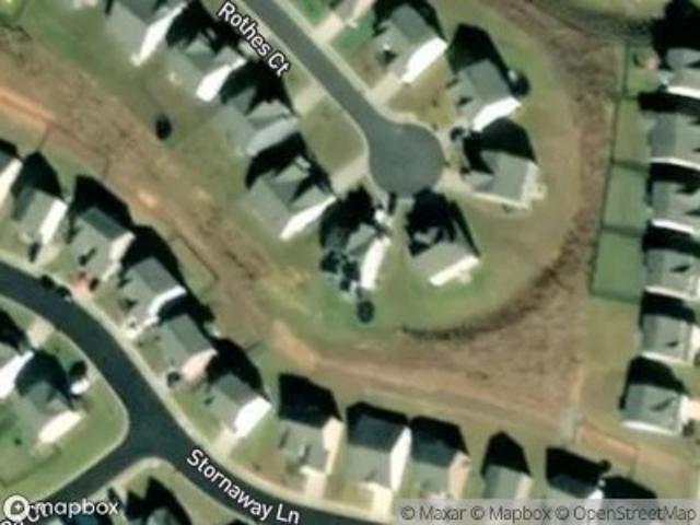 House for sale in Clayton