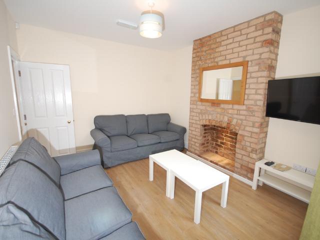 Room for rent in Haddon, East Midlands