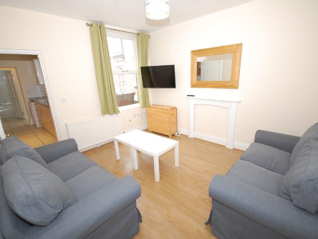 Room for rent in Haddon, East Midlands