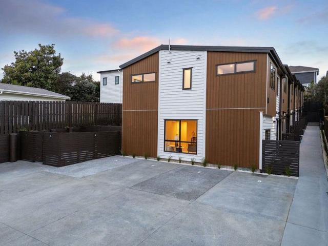 House for rent in Wairau Valley