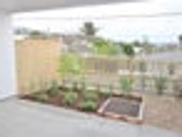 Townhouse for rent in Whangaparaoa
