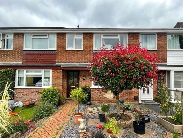 House for rent in Perryfields, West Sussex