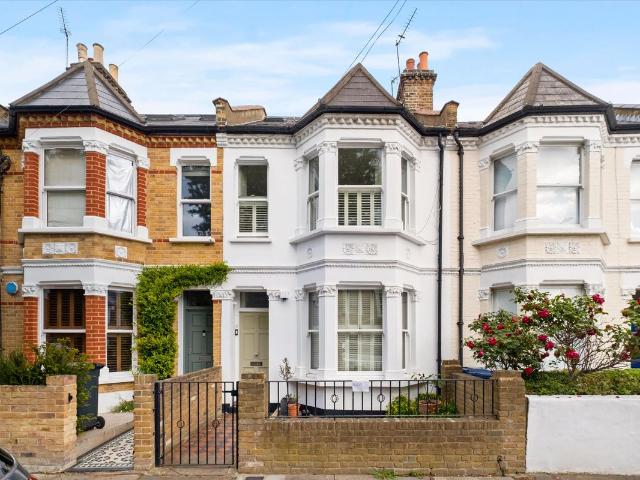 Apartment for rent in London Borough of Ealing, Greater London