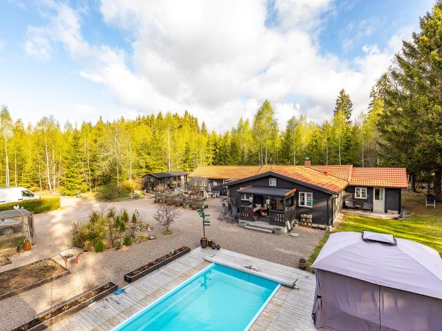 Villa till salu i Rottne, Kronoberg