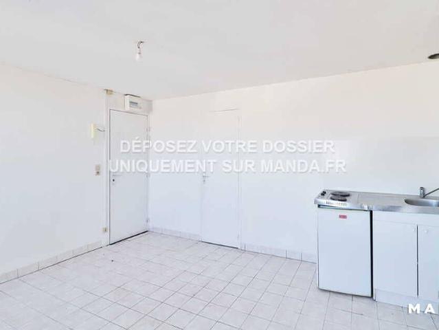 Studio location à Quartier Saint-Marc / Croix de Pierre / Saint-Nicaise, Rouen