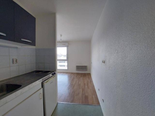 Studio location à Quartier Saint-Marc / Croix de Pierre / Saint-Nicaise, Rouen