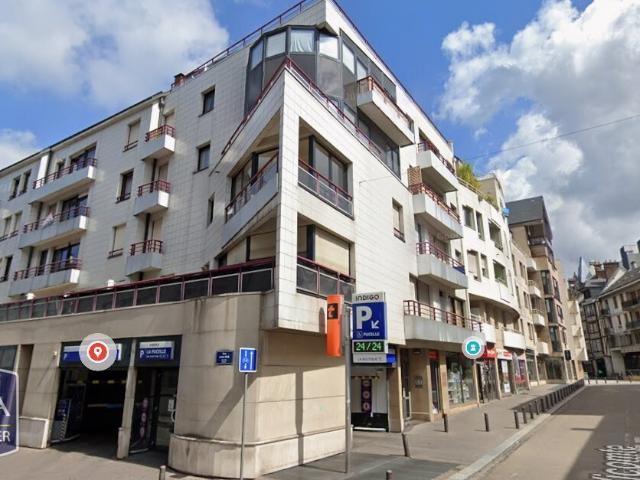Garage vente à Rouen, Ruan