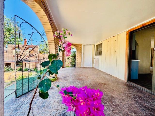 House for sale in East Carnarvon, Western Australia