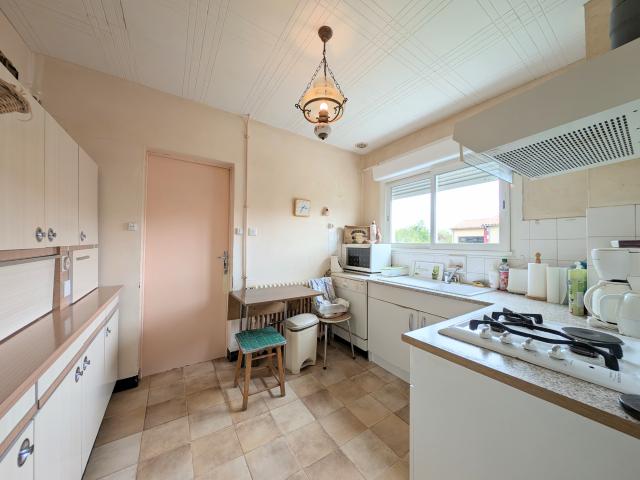 Maison vente à Confolens, Tessonnière