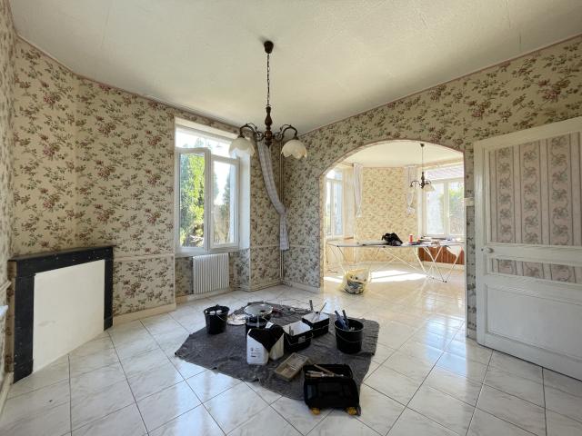 Maison vente à Confolens, Tessonnière
