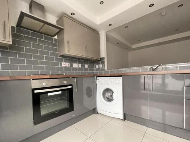House for rent in Oakwood, West Yorkshire