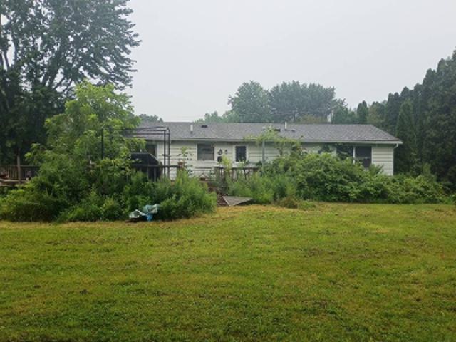 House for sale in Niagara, New York