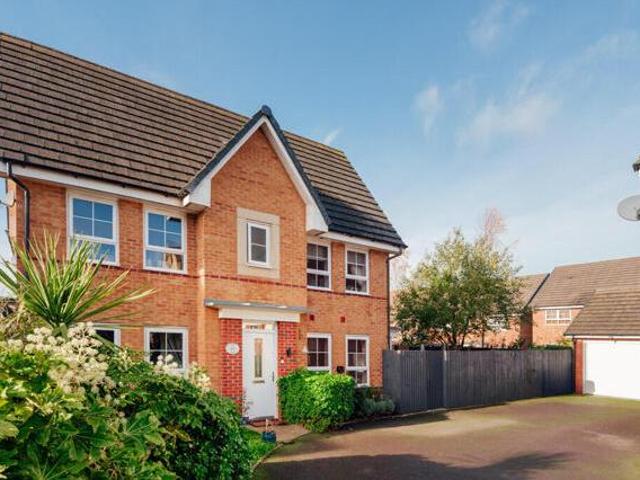 House for sale in Lyppard Grange, Worcester