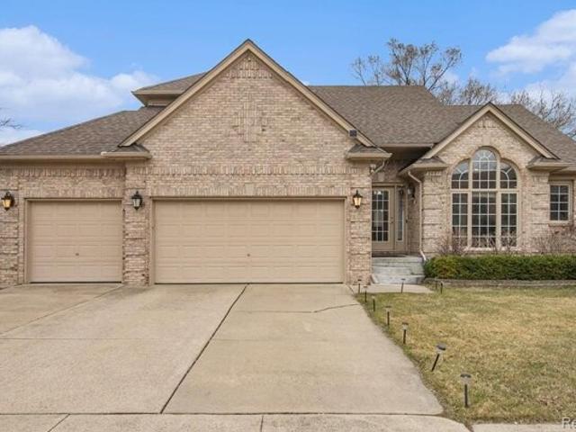 House for sale in Rochester Hills House for sale in Rochester Hills
