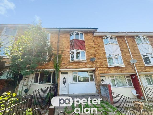 Apartment for rent in Falcon Lodge, Wales