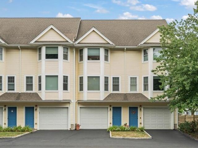 Condo for sale in Beverly, Massachusetts