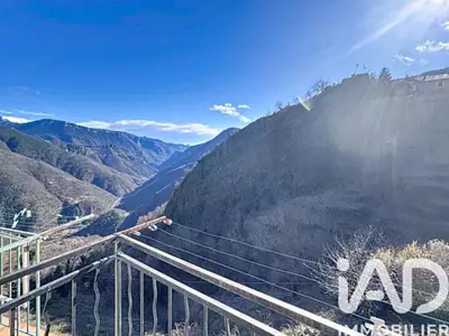 Appartement vente à Roure, Alpes-Maritimes