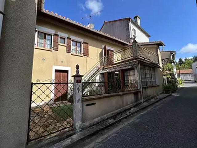 Maison vente à Confolens, Nouvelle-Aquitaine