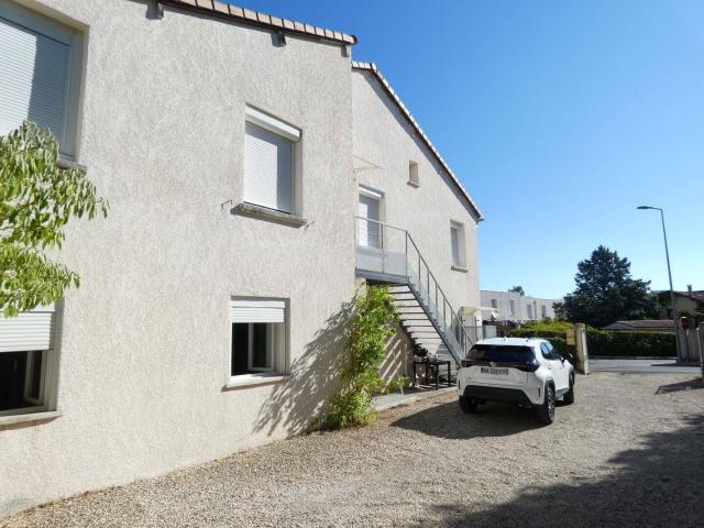 Appartement location à Le Plateau, Rousson