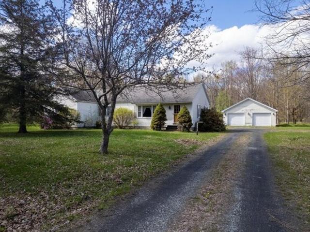 House for sale in Castleton, Vermont