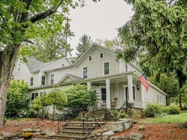 House for sale in Canadensis