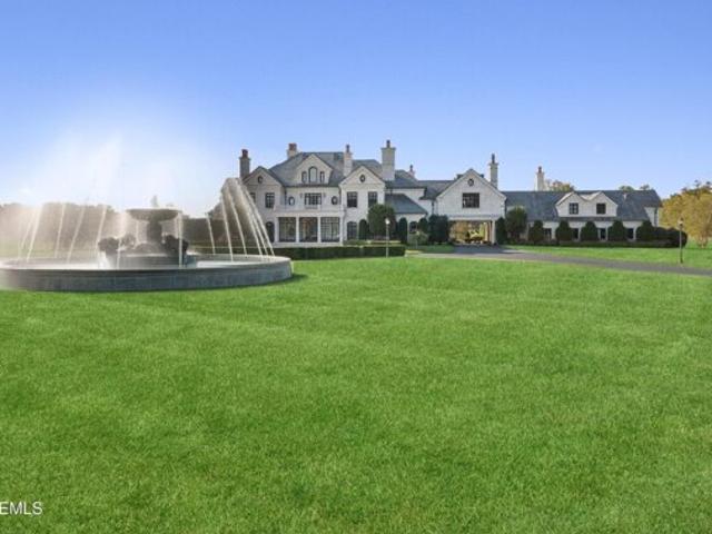 Land for sale in Colts Neck