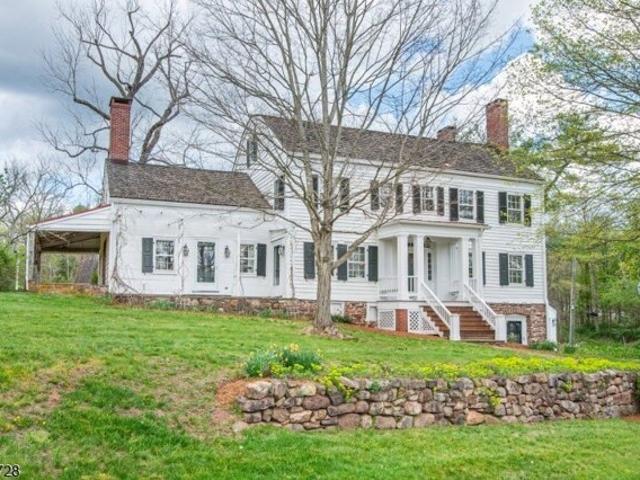 House for sale in Far Hills, New Jersey
