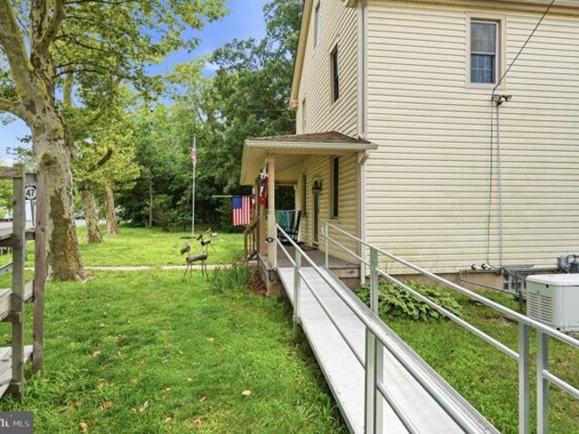 House for sale in Delmont, New Jersey