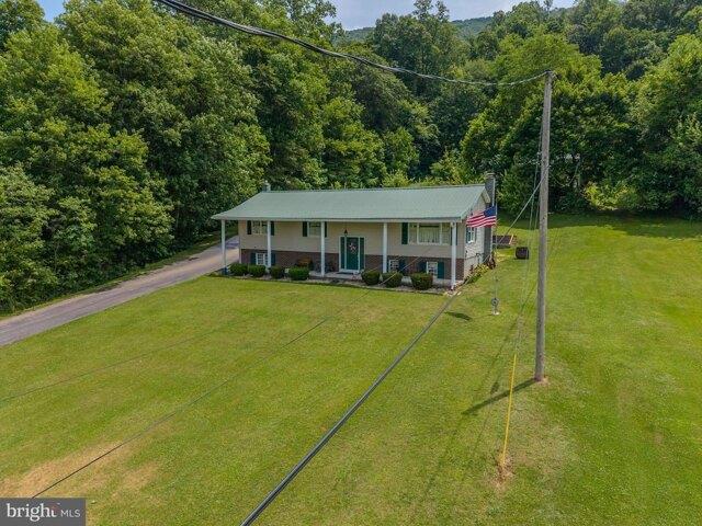 House for sale in Mc Veytown, Pennsylvania