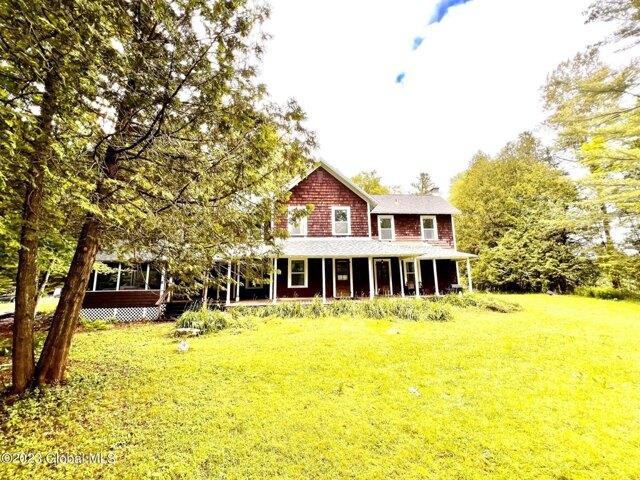 House for sale in Newcomb