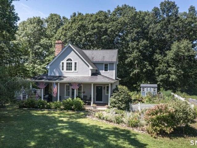 House for sale in Jewett City, Connecticut