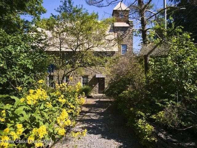 House for sale in Connelly, New York