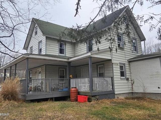 House for sale in Canadensis