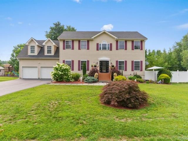 House for sale in Saugerties