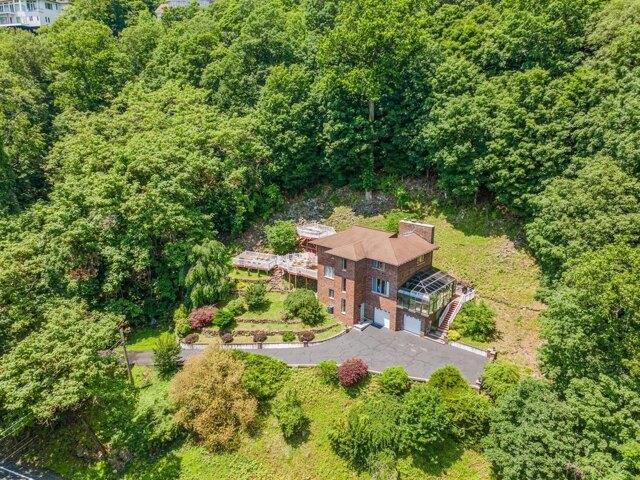House for sale in Nyack