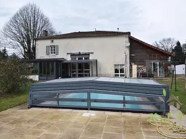 Maison vente à Angoulême, Rouzède