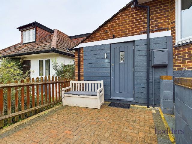 Studio for rent in Ottershaw, Runnymede