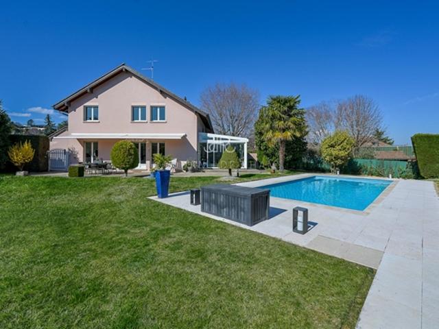 Reihenfamilienhaus kaufen in Crans-près-Céligny, Waadt