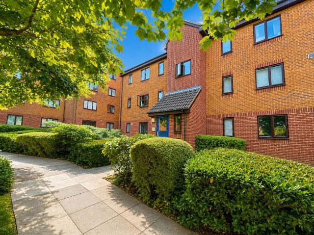 Apartment for rent in London Borough of Lewisham, Greater London