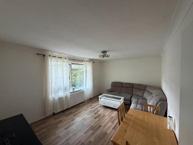 Apartment for rent in London Borough of Ealing, Greater London