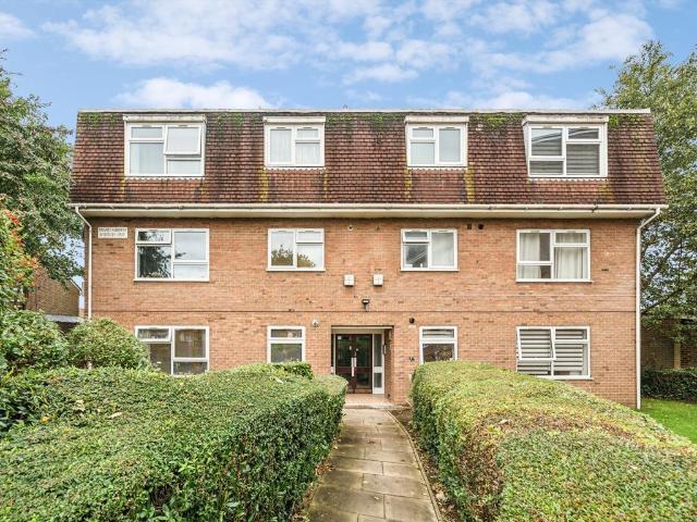 Apartment for rent in London Borough of Ealing, Greater London