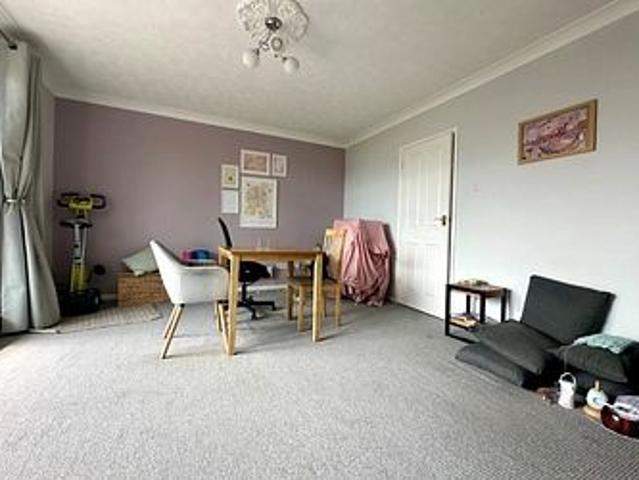 Apartment for rent in Upton, Acol