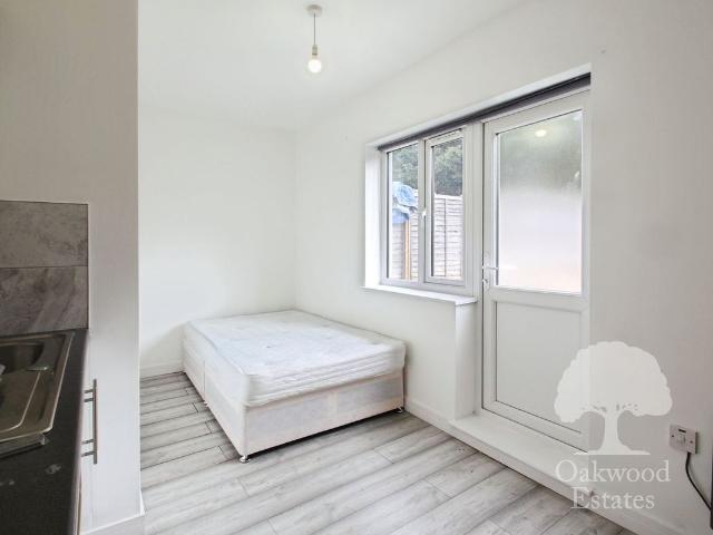 Room for rent in London Borough of Hillingdon, Greater London