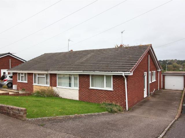 House for rent in Foxhayes, Watergate