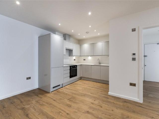 Apartment for rent in Lower Clapton, Greater London
