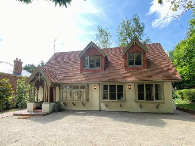 House for rent in Monks Orchard, Kent