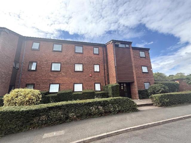 Apartment for rent in Mill Hill, Greater London