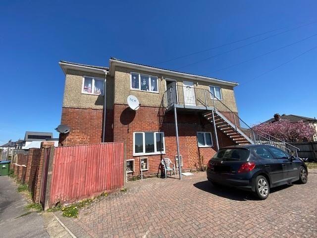 Apartment for rent in Maybush, City Of Southampton