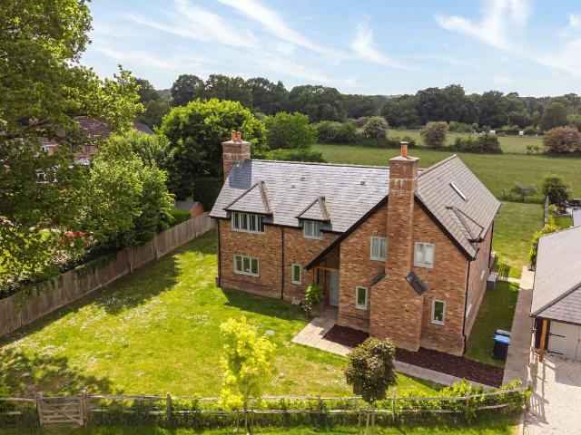 House for rent in Hillview, Surrey